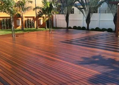 Deck de Madeira