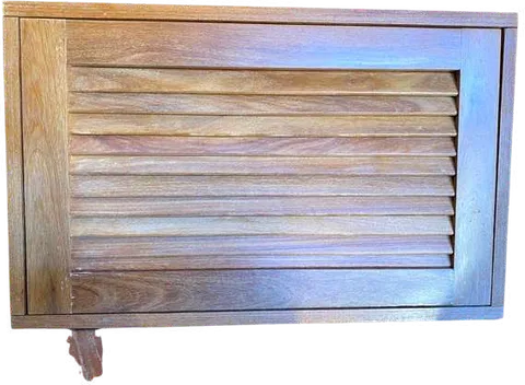 Veneziana (basculante) — Janelas de Madeira Wood Fort